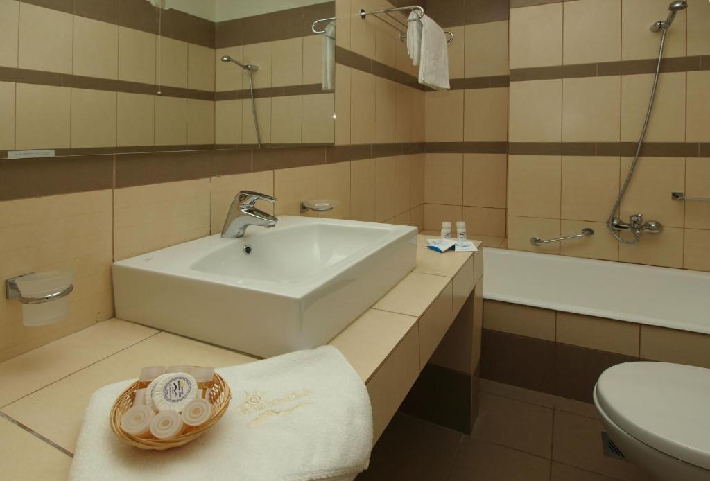 Hotel Skiathos Club & 4*