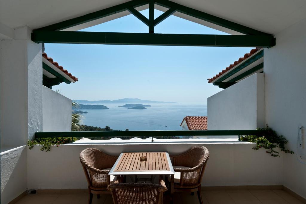 Hotel Skiathos Club & 4*