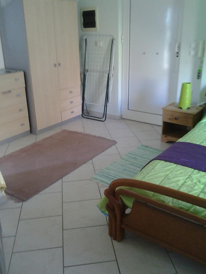 Robin's Nest Apartment *