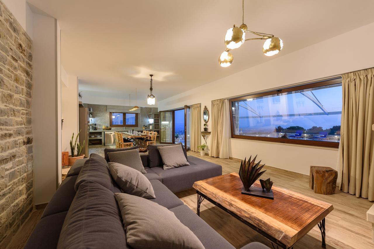 Zeus & Dione Luxury Villa Lagolion