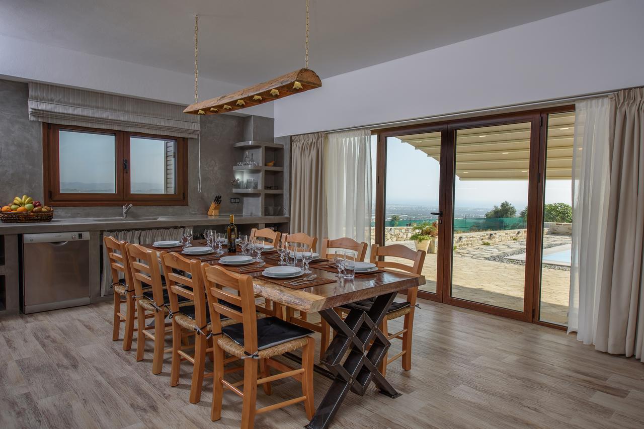 Villa Zeus & Dione Luxury Lagolion