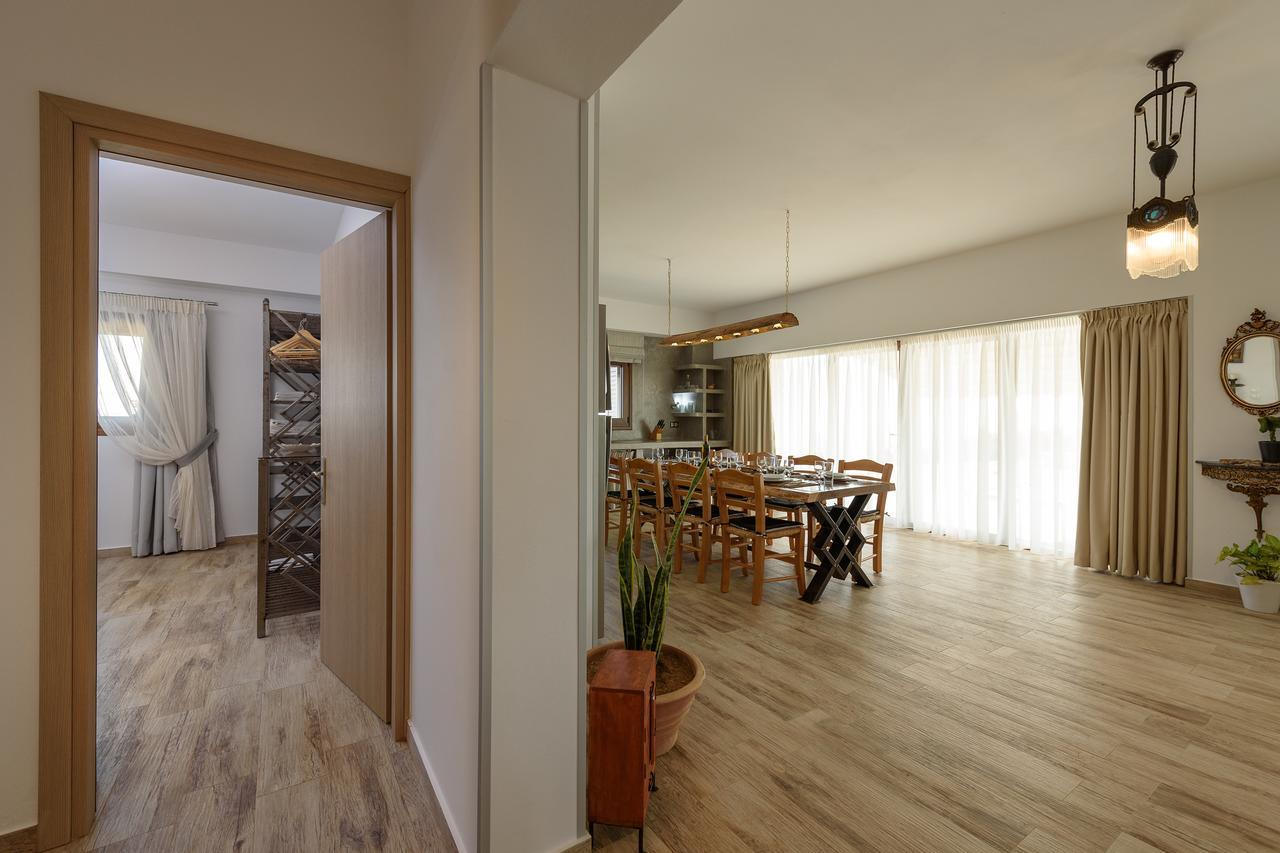Villa Zeus & Dione Luxury