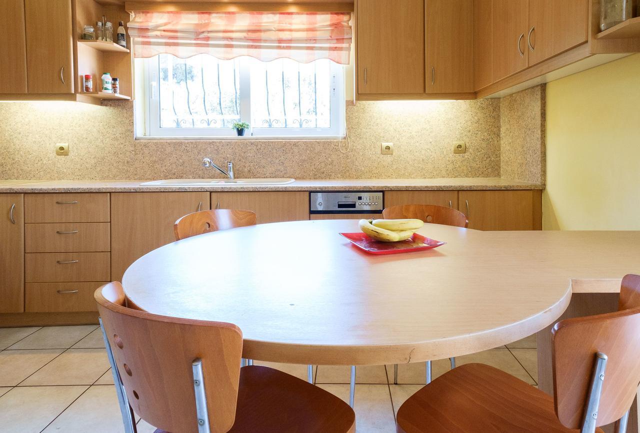 Relaxing Family Home, Near Many Sandy Beaches Holiday home Souda