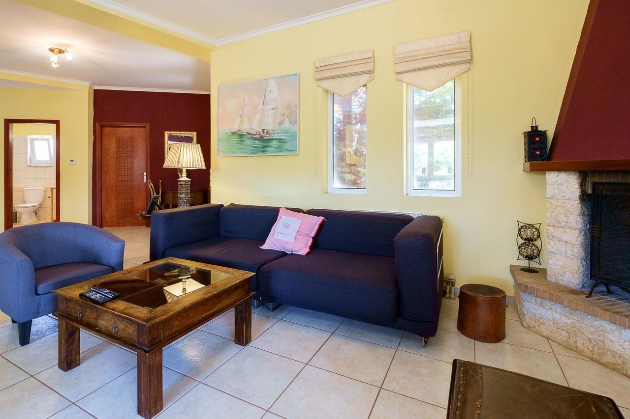 Relaxing Family Home, Near Many Sandy Beaches Holiday home