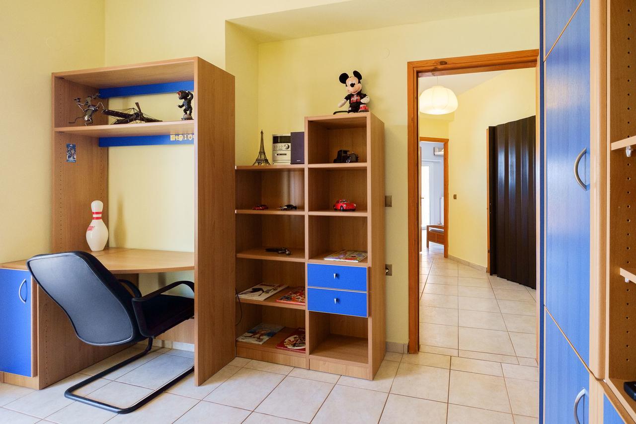 Relaxing Family Home, Near Many Sandy Beaches Holiday home *