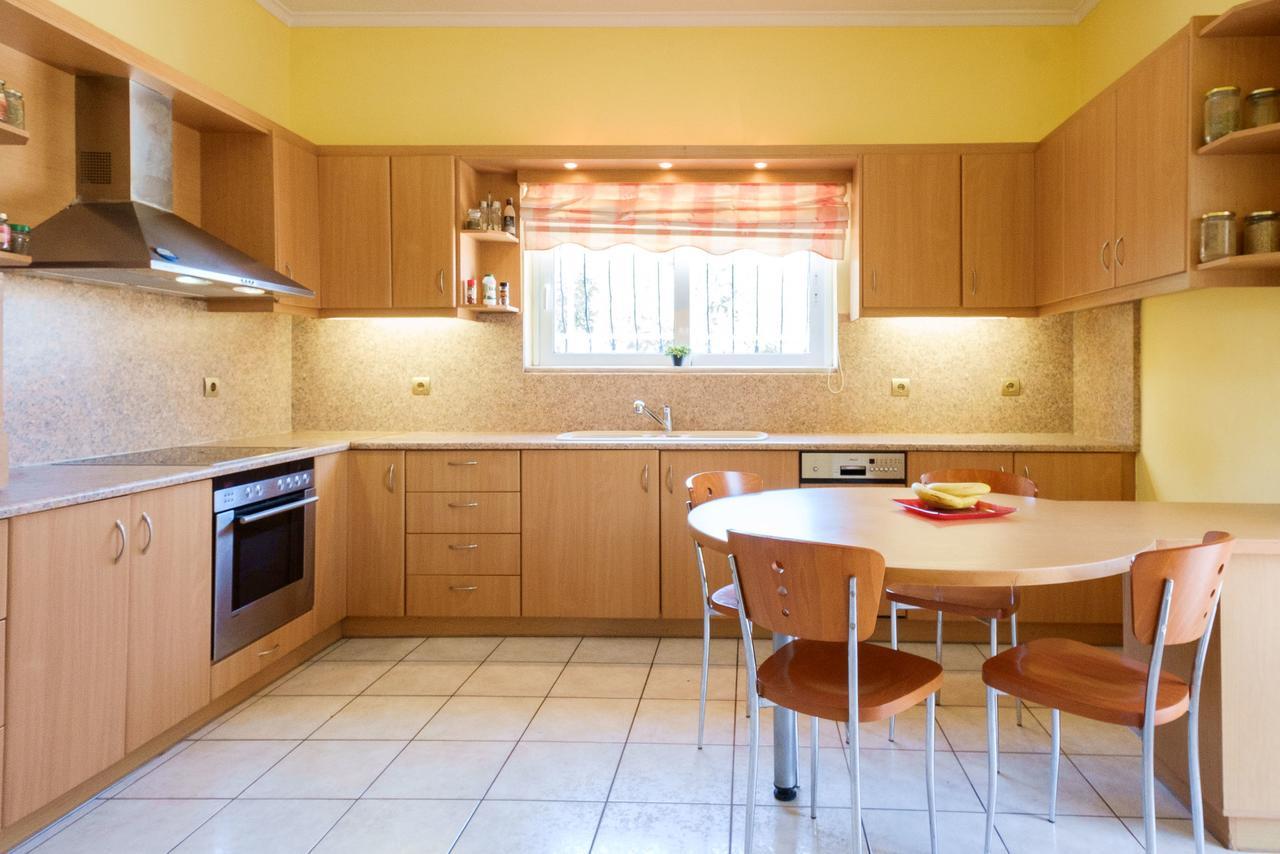 Relaxing Family Home, Near Many Sandy Beaches Souda