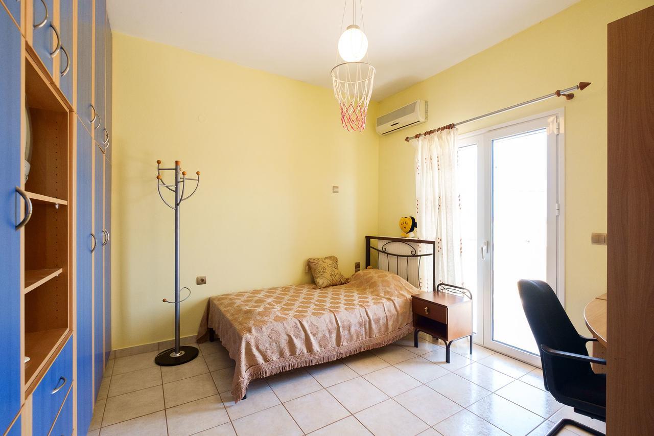 Relaxing Family Home, Near Many Sandy Beaches Holiday home