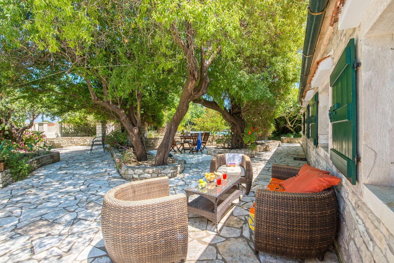 Phoenica Villa