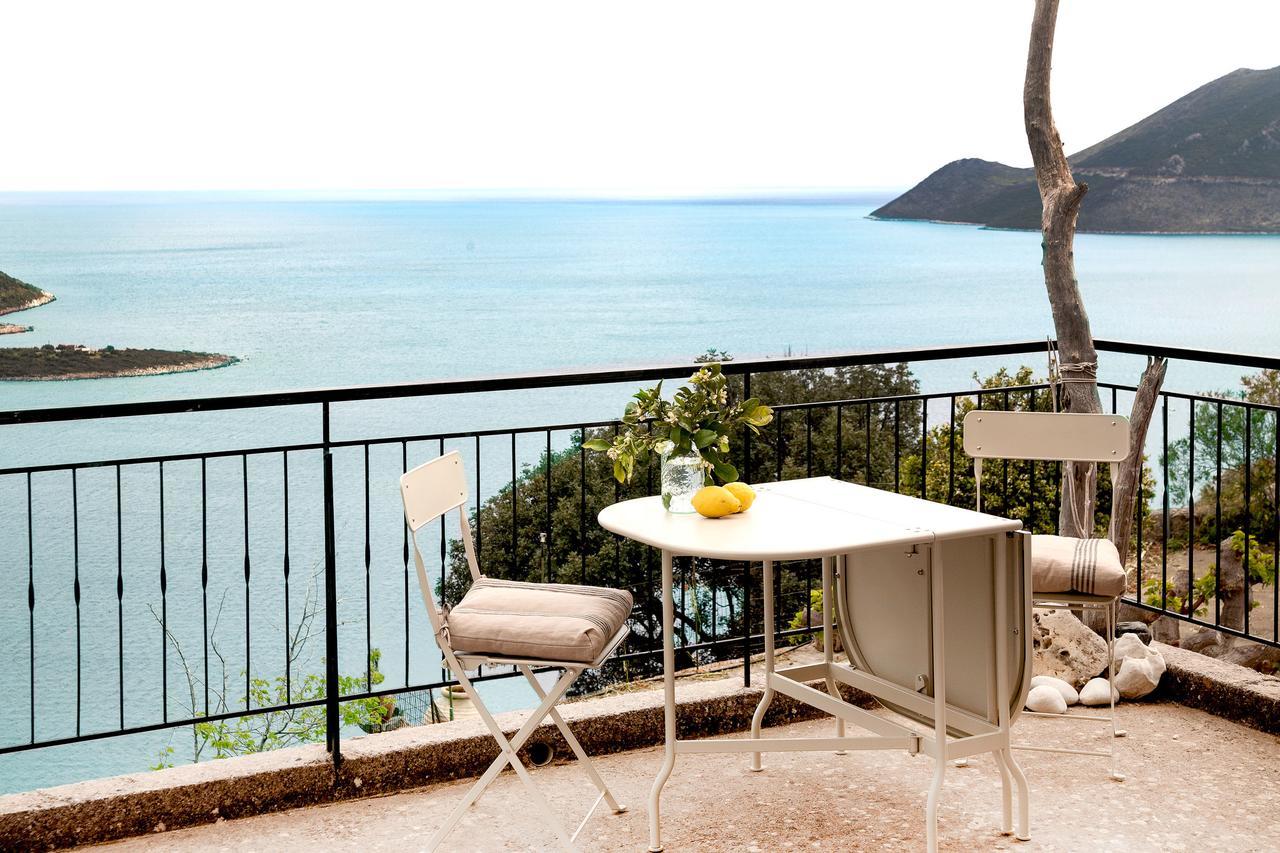 Unique With Serene Panoramic Views *