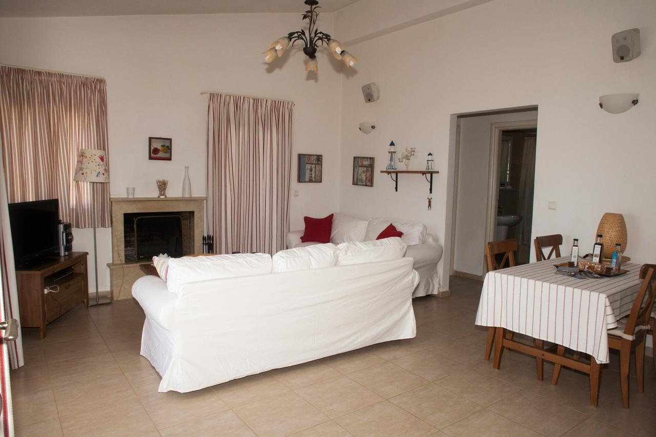Krinakia Holiday home *