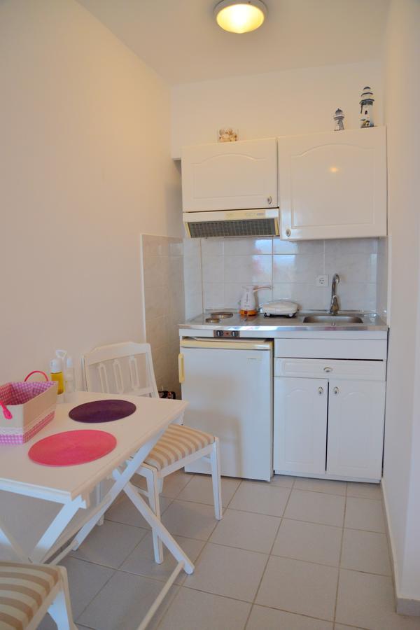 Garyfallos Apartment