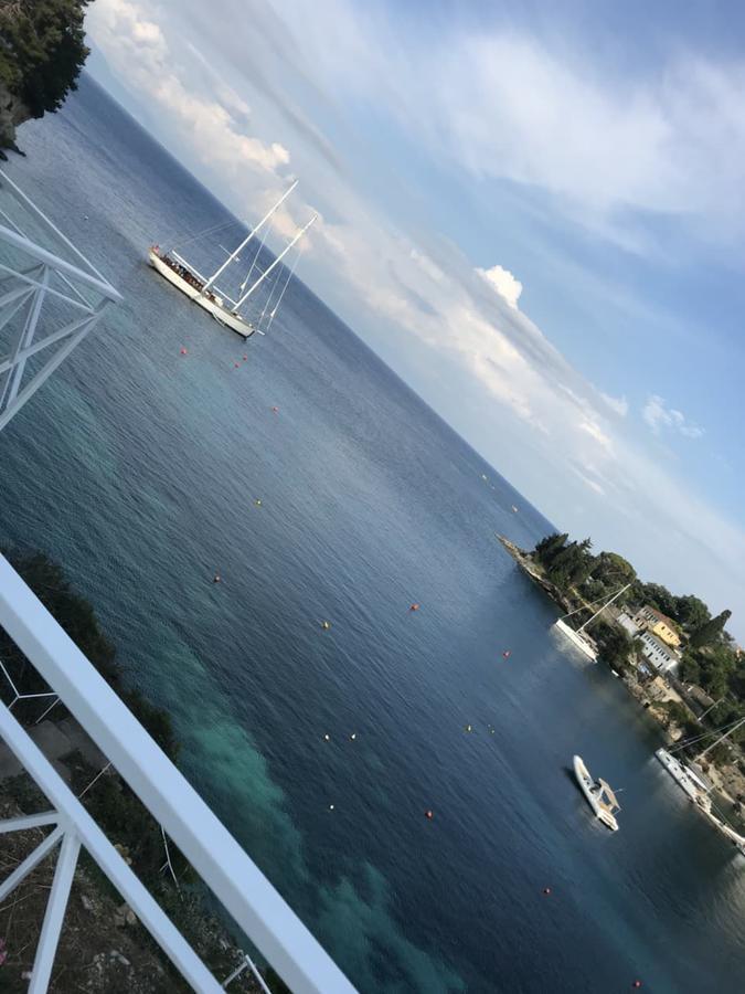 Spyros Aronis Longos (Paxos)