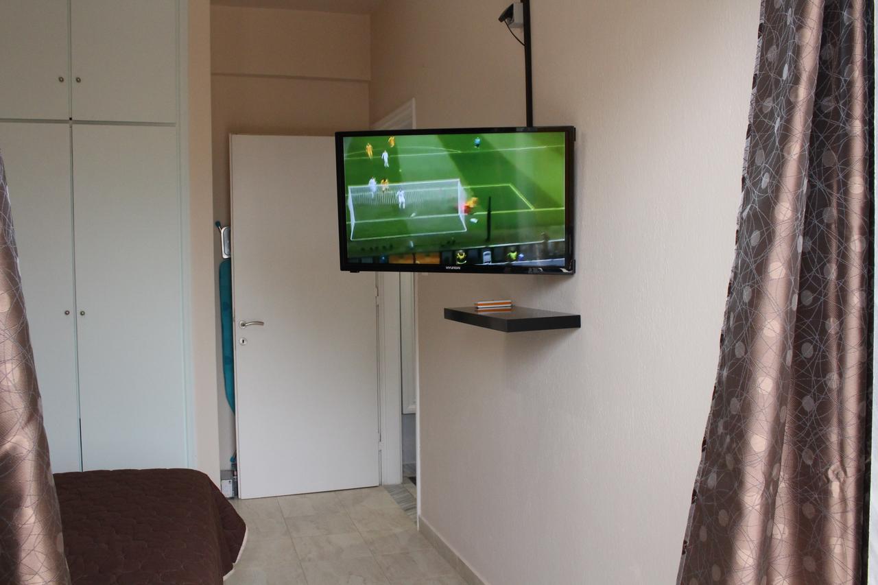 Sea Breeze Apartment Palaiontsiflikion