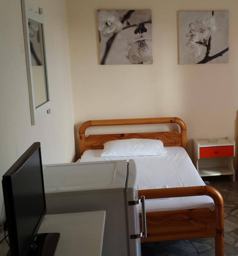 Guest house Intos *