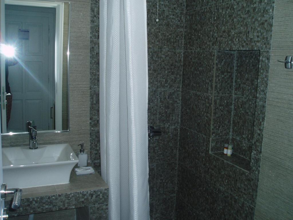 Hotel Rita's Place 2*