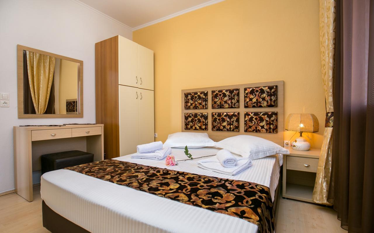 Elpis 1 Apartment