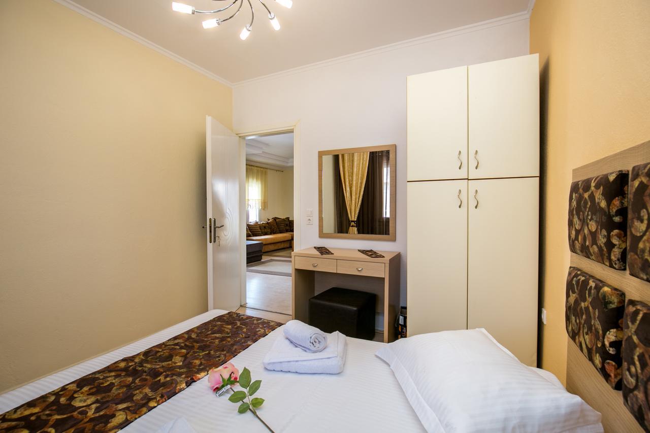 Apartment Elpis 1 *