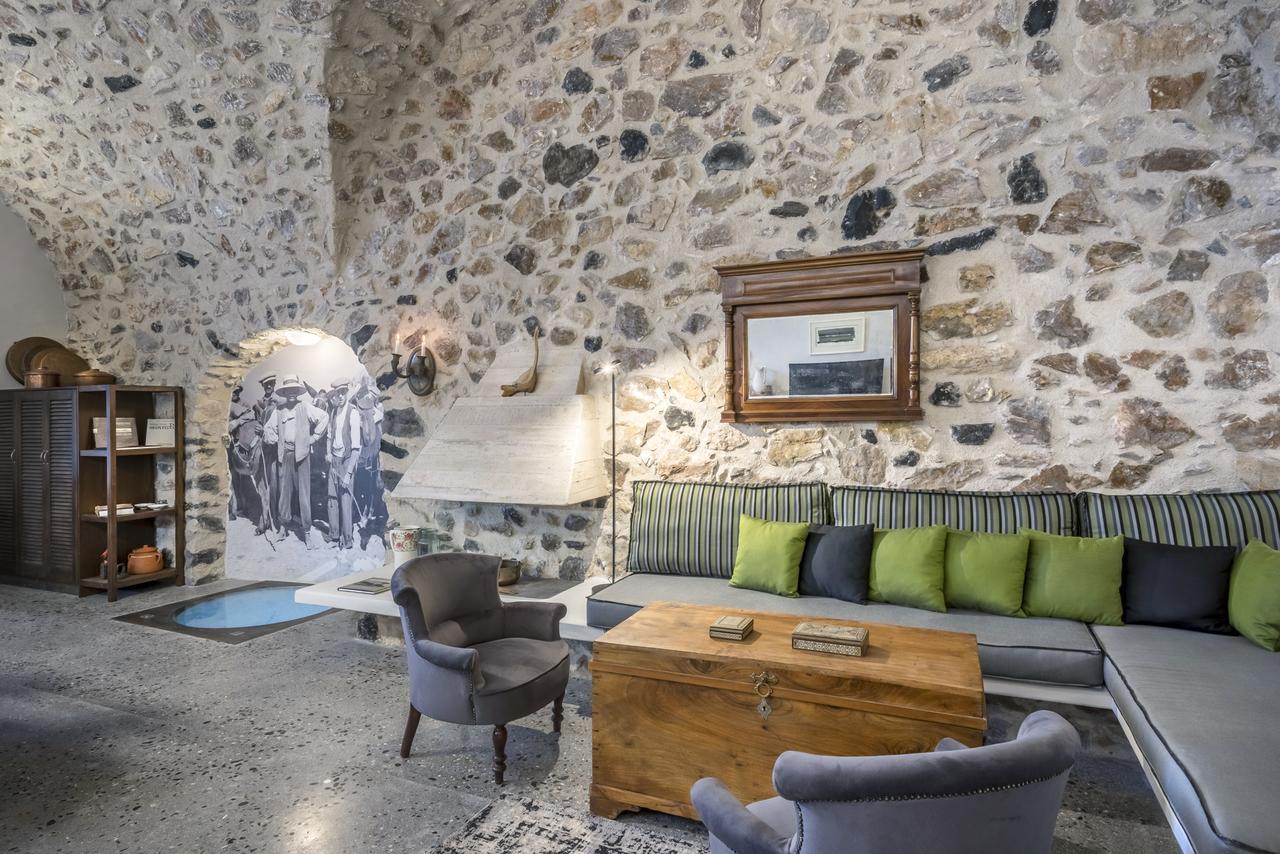 Villa Canava In Santorini Emporio (Santorini)