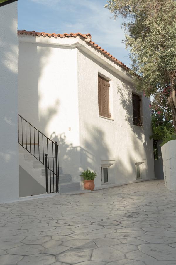 Elpiniki Aparthotel