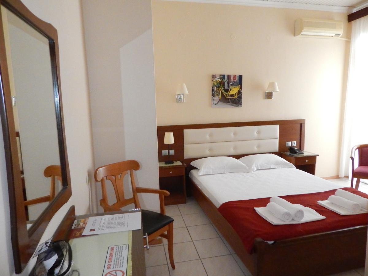Gold Stern Hotel 3*