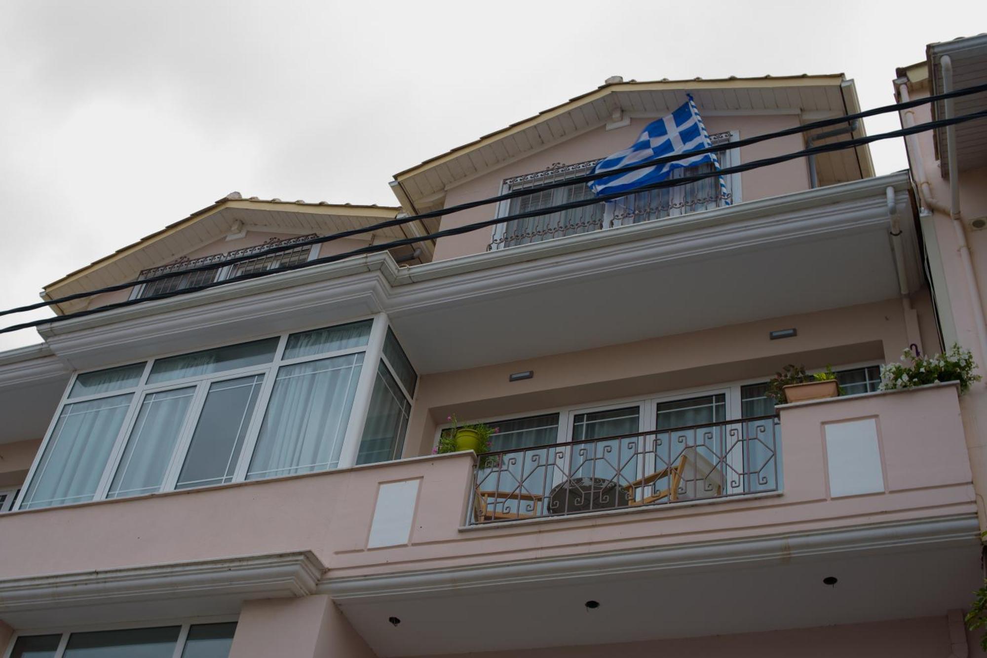 G & K Apartment
