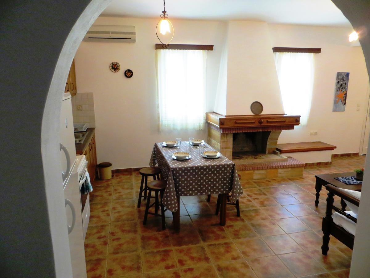 Valsamia Apartment