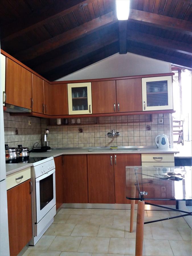 House With Amazing View *