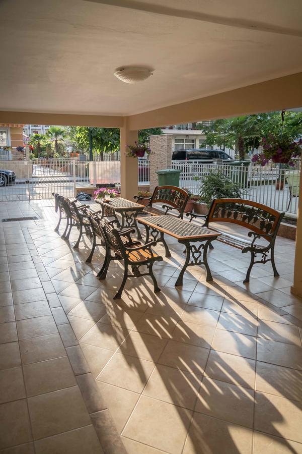 Aparthotel Zachos *