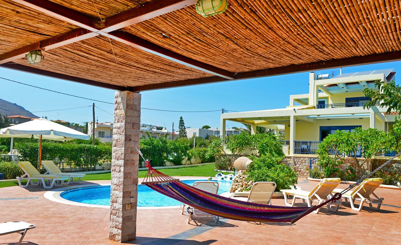 Angelina Villa Pefki (Rhodes)