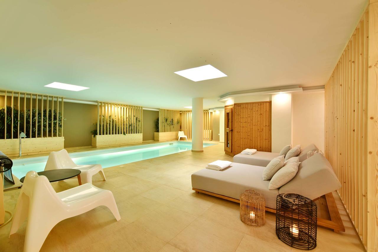 Aqua Villa