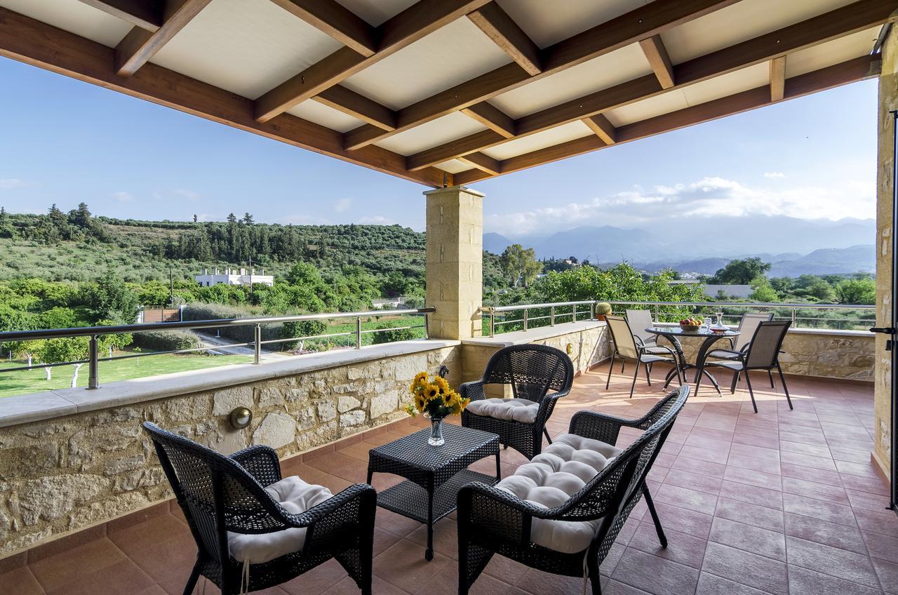 Villas Kalives * Kalyves