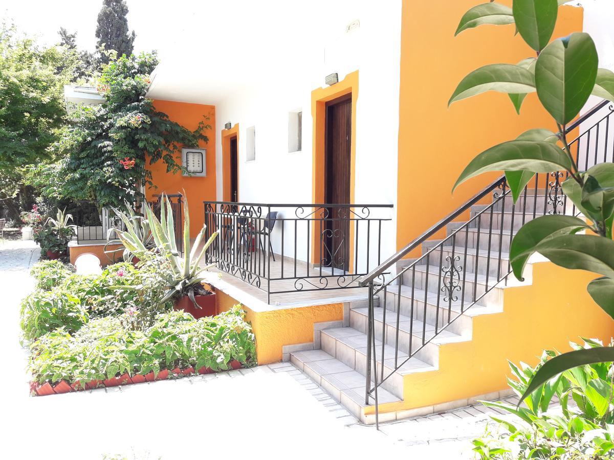 Dimitris Apartment