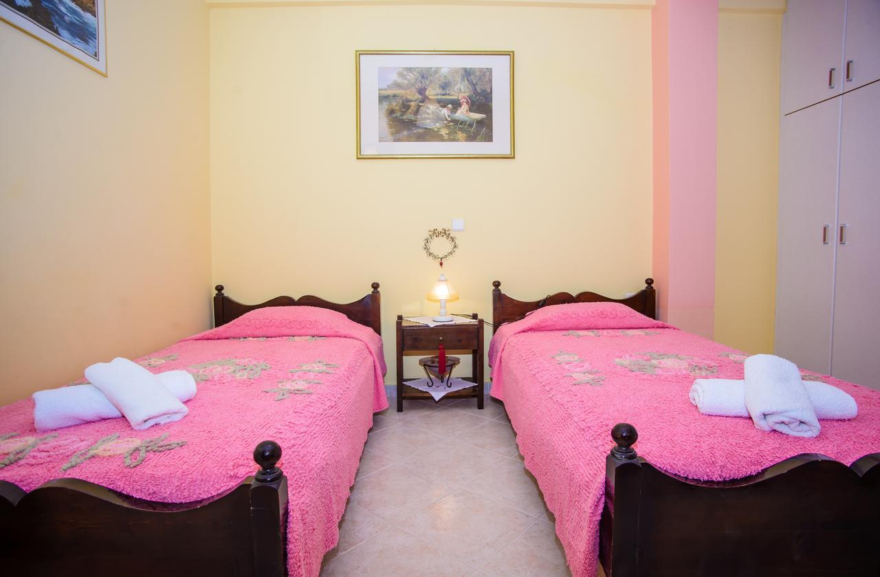 Apartment Dimitra &