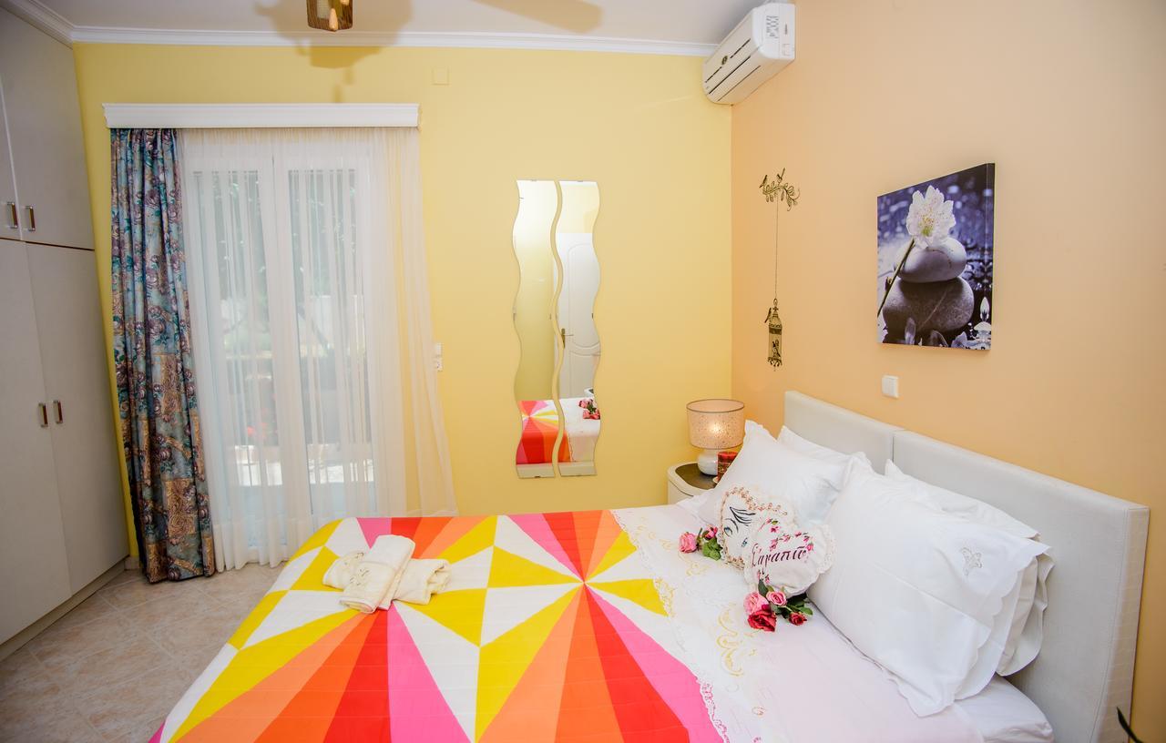 Apartment Dimitra &