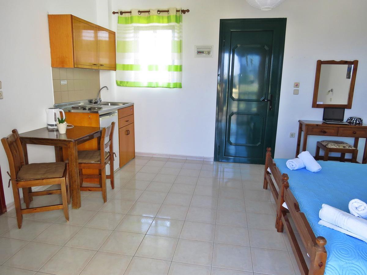 Aparthotel Debby