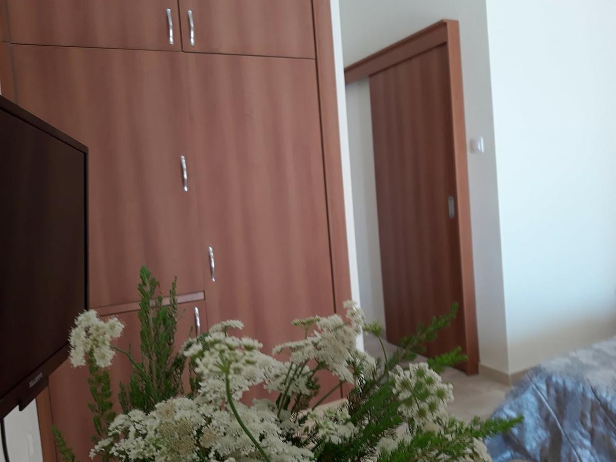 Kinira Beach Hotel Koinira