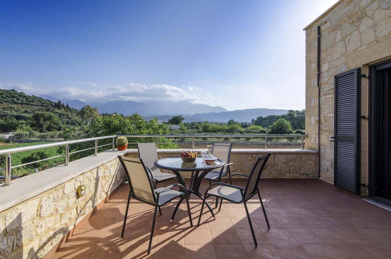 Villas Kalives *
