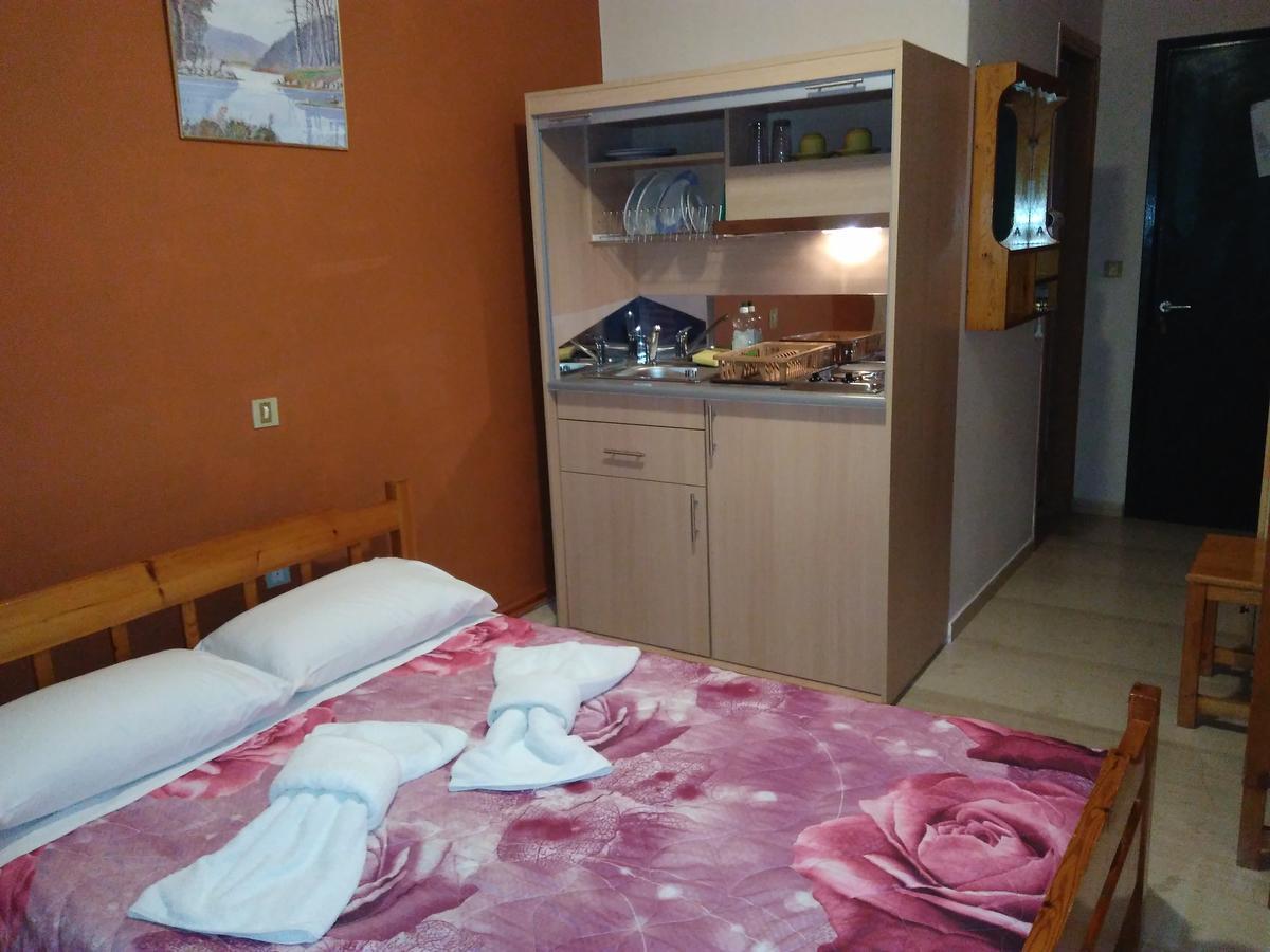 Astir Guest house