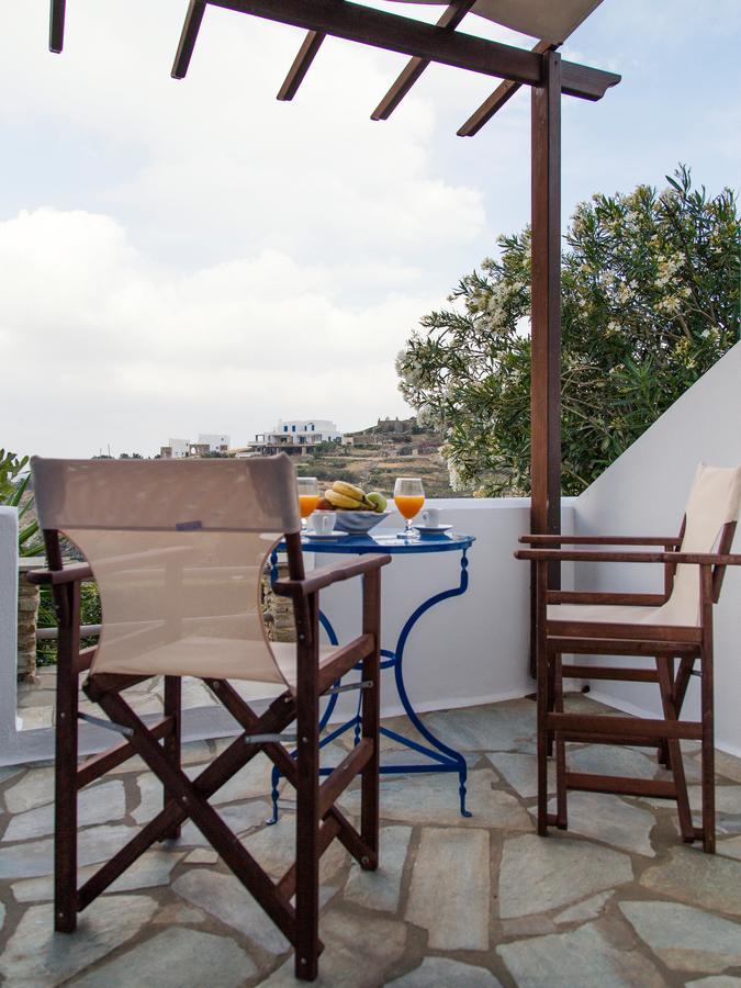 Meltemi Tinos Agios Romanos