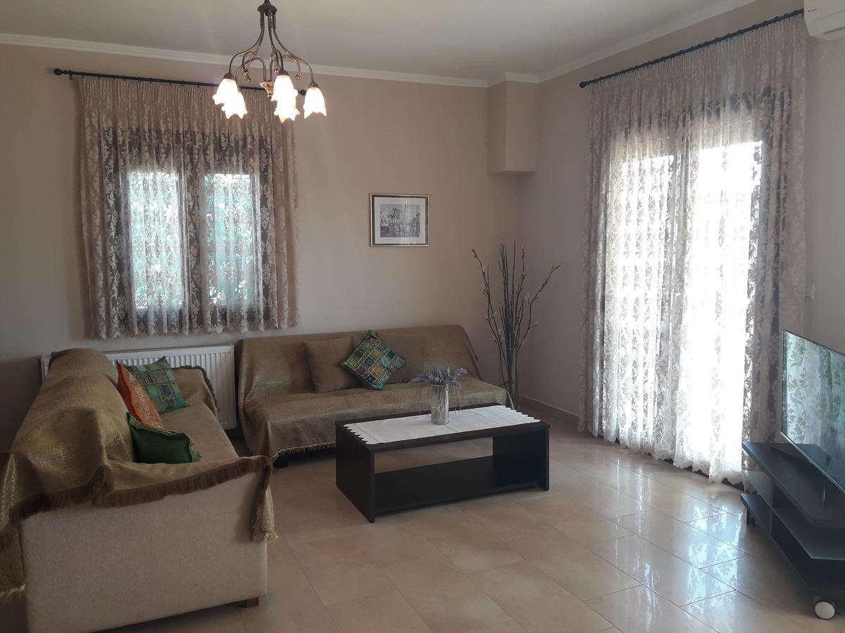 Nikiforos House Apartment