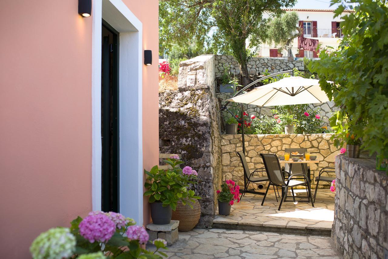 Paxos *