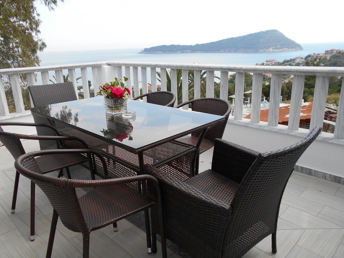 Hotel Kinira Beach Hotel 2*