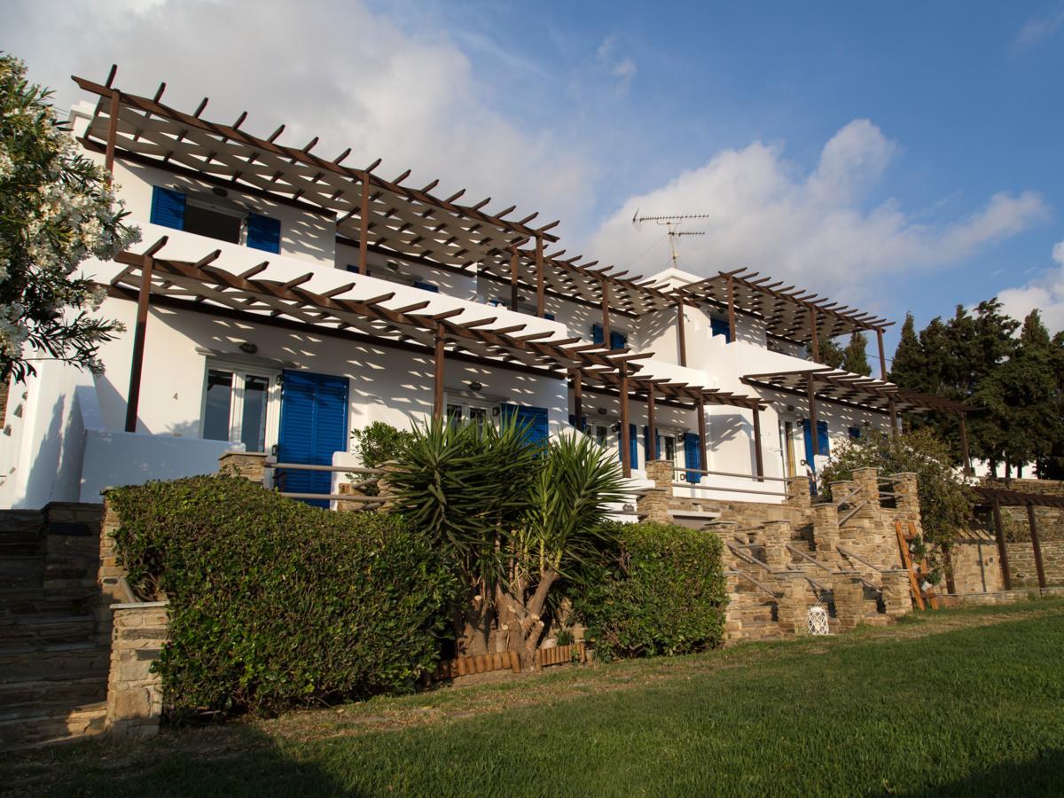 Meltemi Tinos Aparthotel Agios Romanos