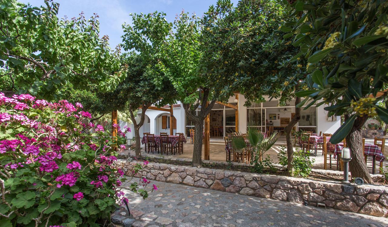 Ta Ambelakia * Monemvasia