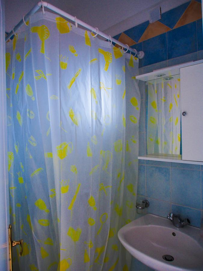 Manos Aparthotel