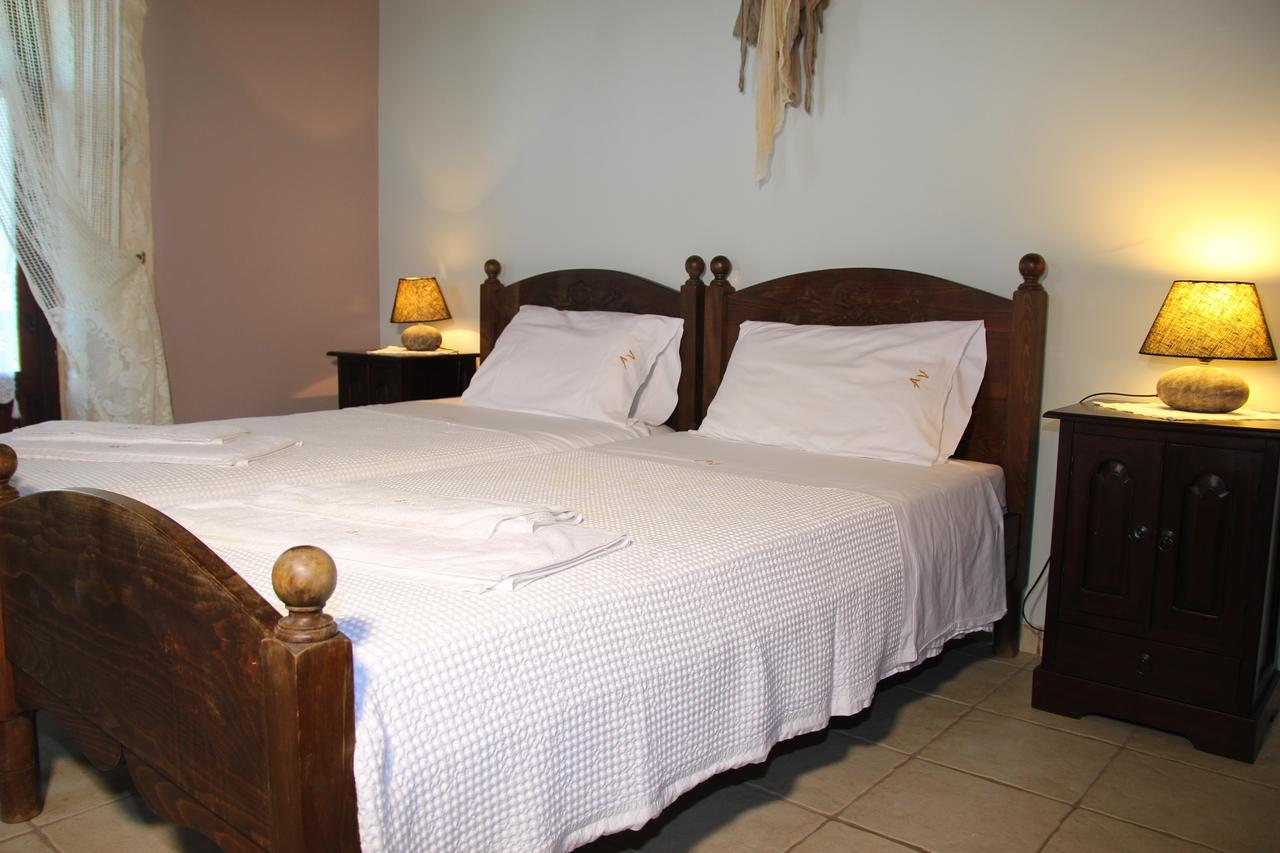 Villa Arethousa Villas *