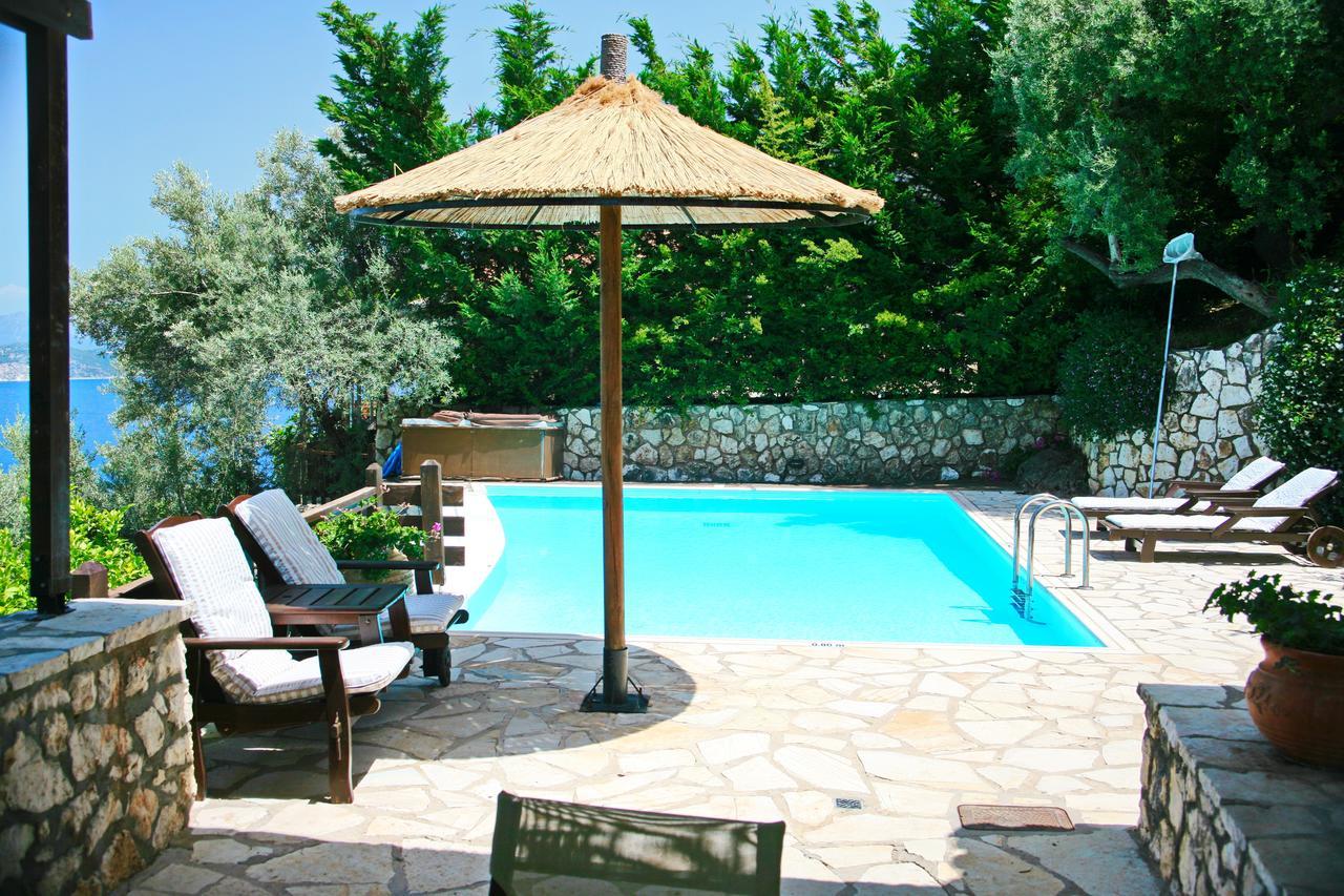 Arethousa Villas Villa *
