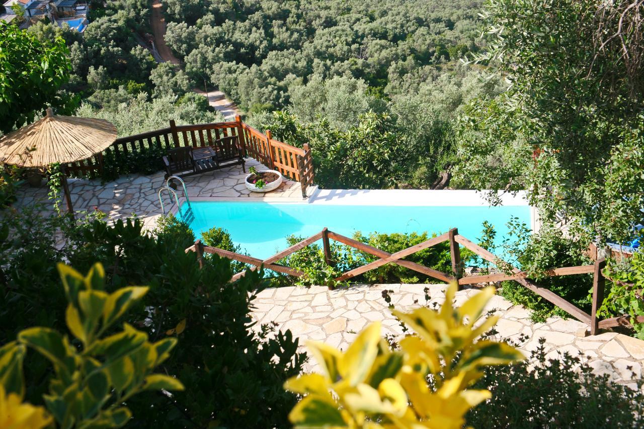 Arethousa Villas *