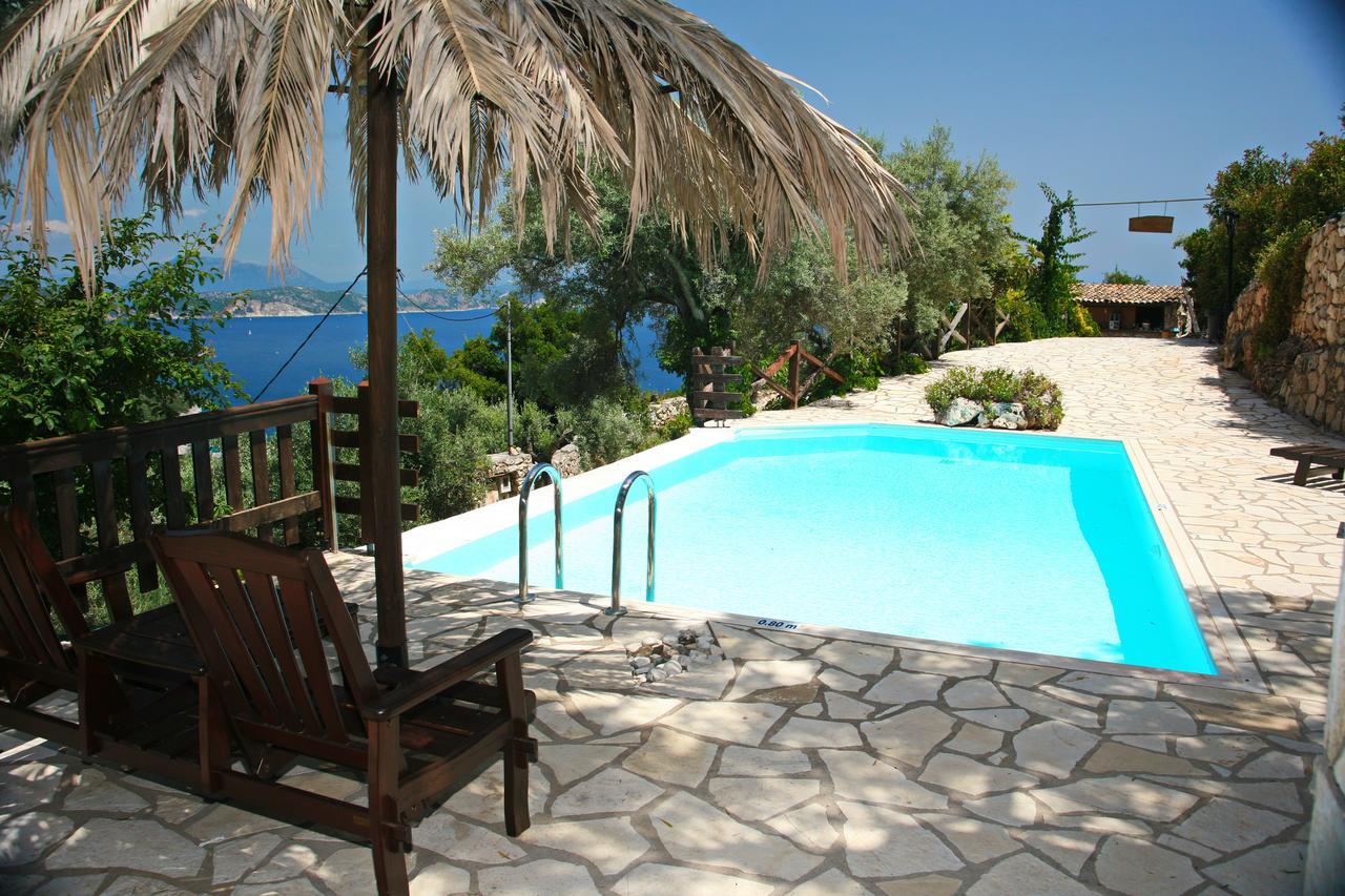 Villa Arethousa Villas