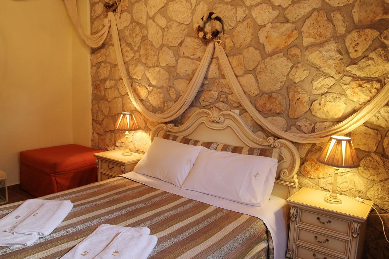 Villa Arethousa Villas